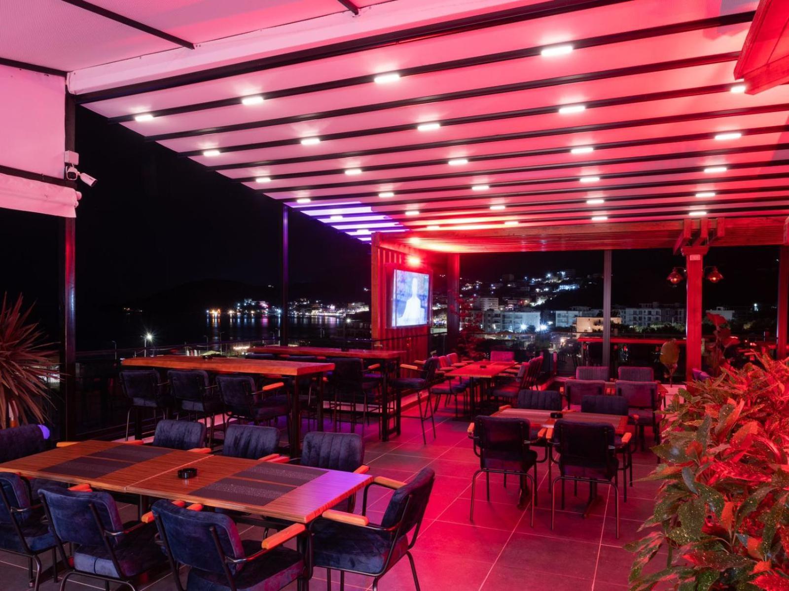 Nia Boutique Hotel By Rapo'S Resort Himarë Dış mekan fotoğraf