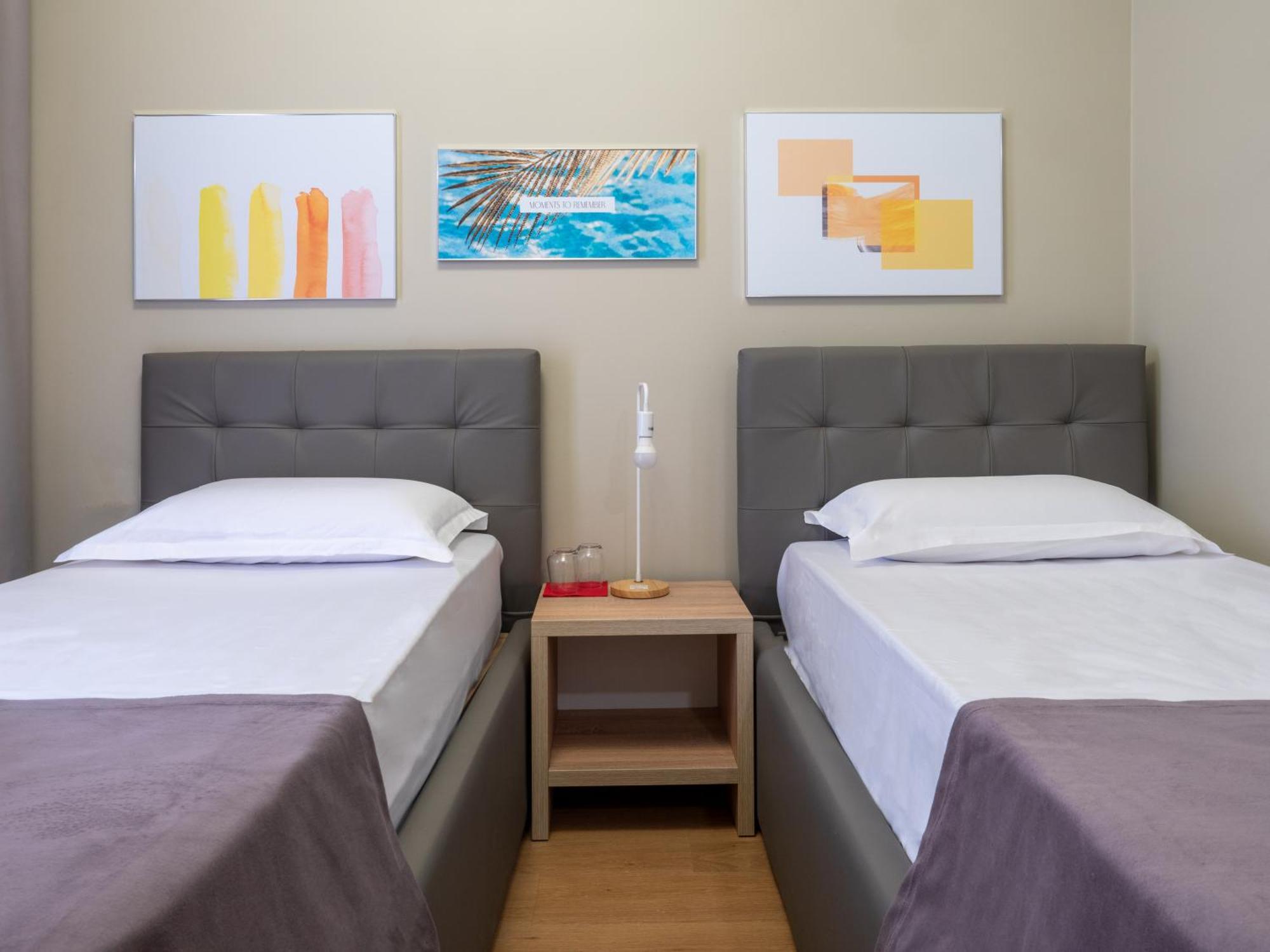 Nia Boutique Hotel By Rapo'S Resort Himarë Dış mekan fotoğraf