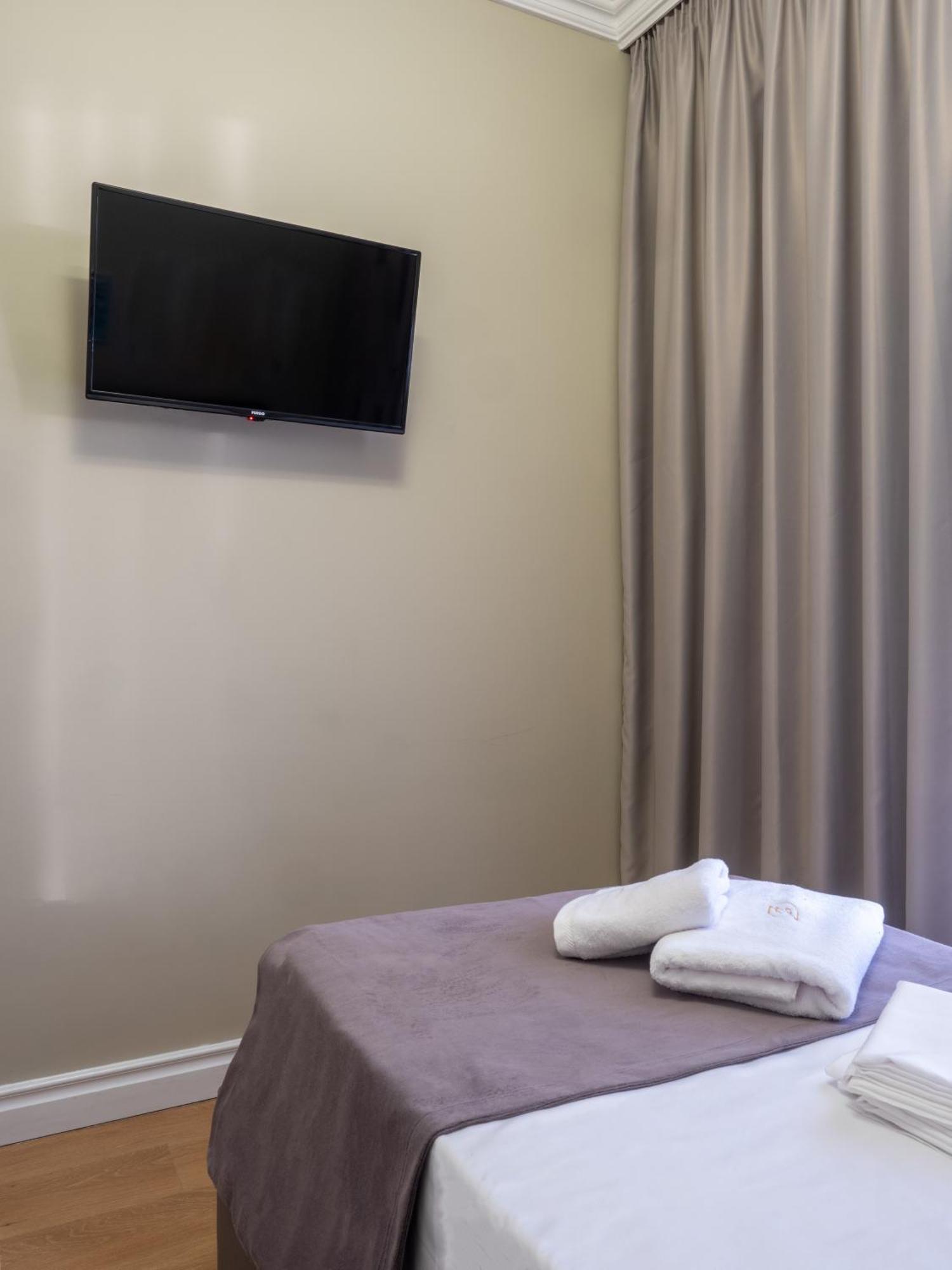 Nia Boutique Hotel By Rapo'S Resort Himarë Dış mekan fotoğraf