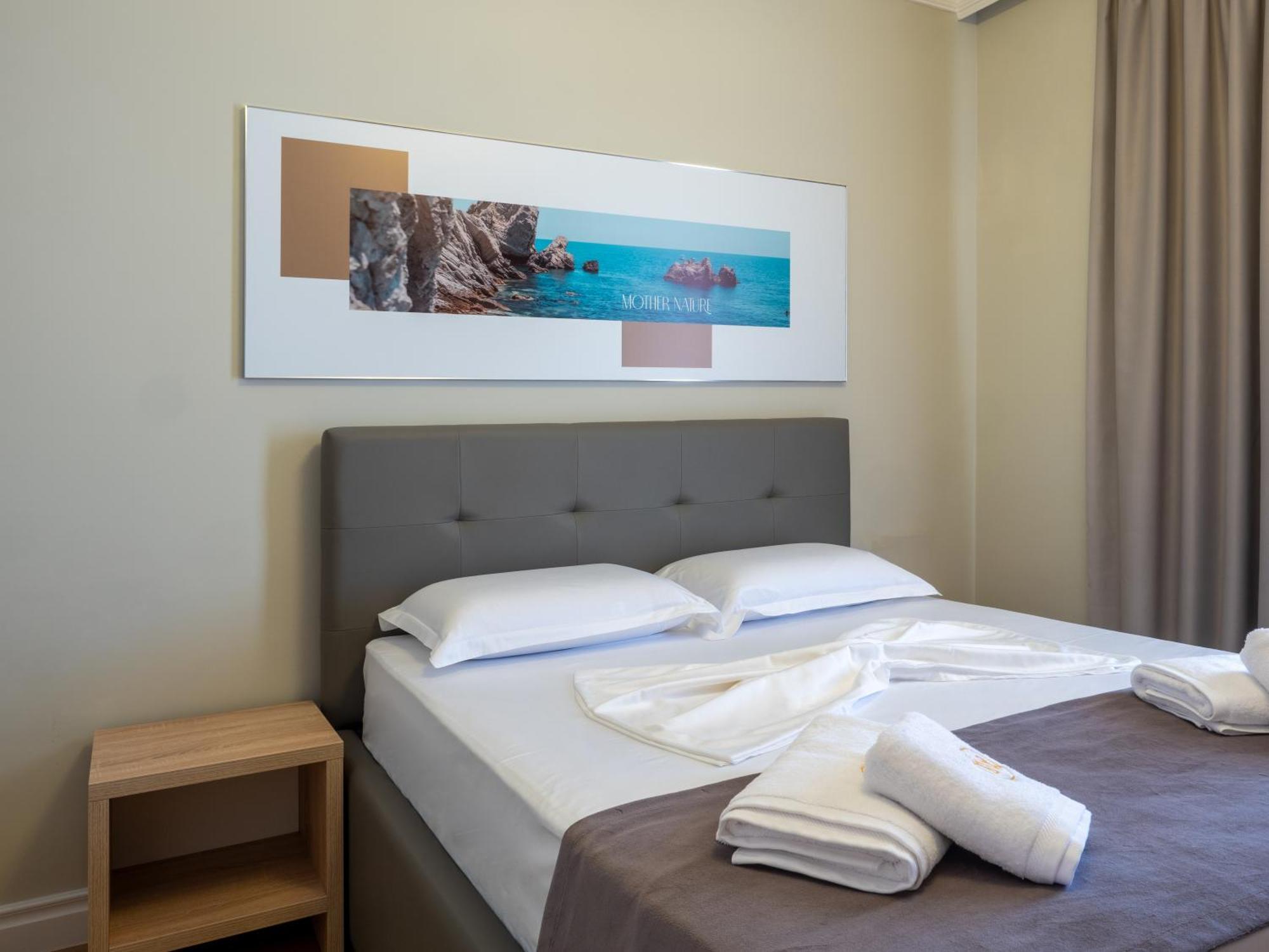 Nia Boutique Hotel By Rapo'S Resort Himarë Dış mekan fotoğraf