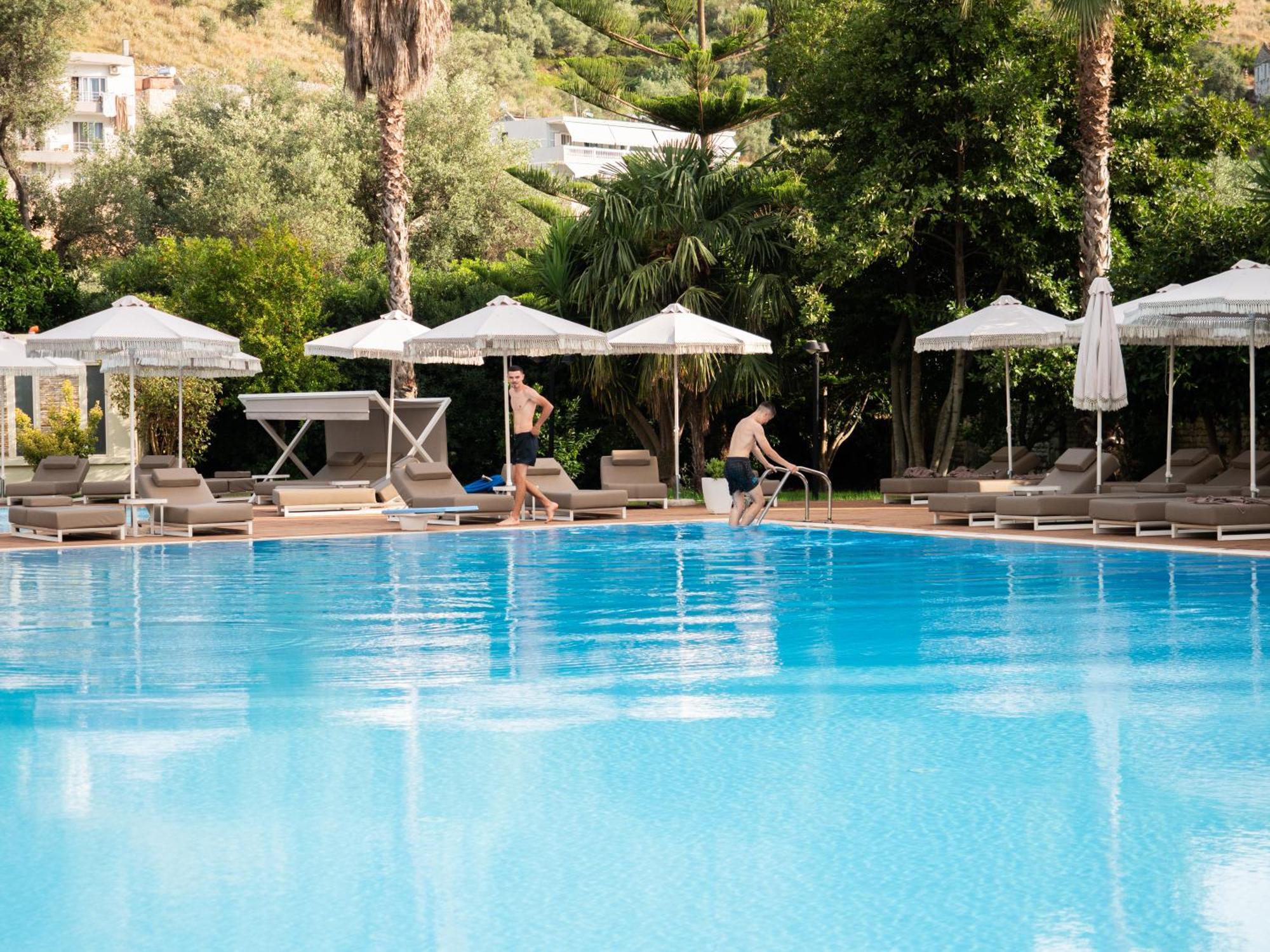 Nia Boutique Hotel By Rapo'S Resort Himarë Dış mekan fotoğraf